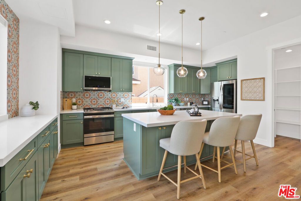 Image 19 of property listing at 4903 White Court, Torrance, CA 90503