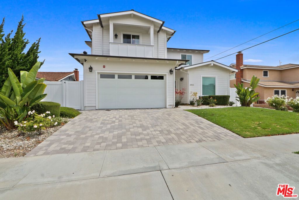 Image 2 of property listing at 4903 White Court, Torrance, CA 90503