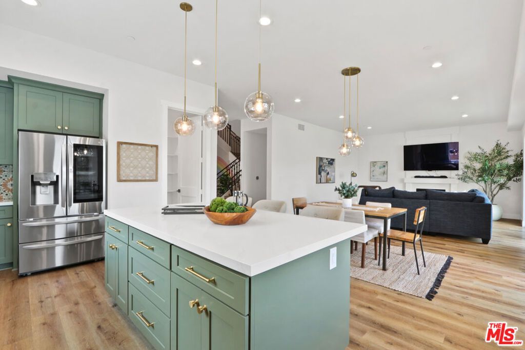 Image 21 of property listing at 4903 White Court, Torrance, CA 90503