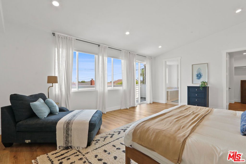Image 31 of property listing at 4903 White Court, Torrance, CA 90503