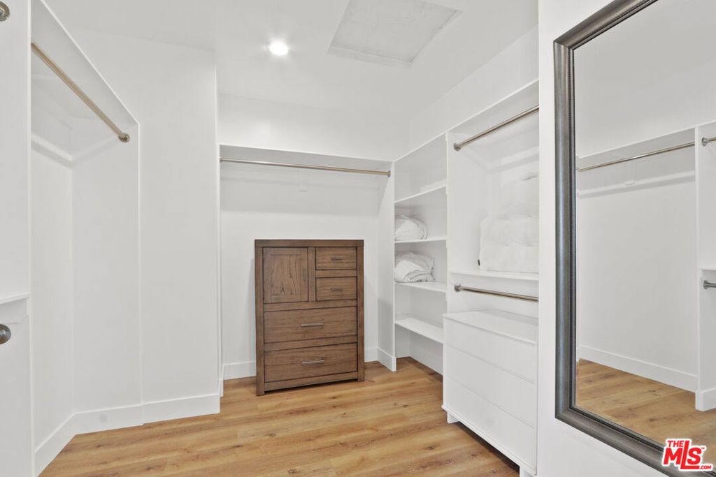 Image 32 of property listing at 4903 White Court, Torrance, CA 90503