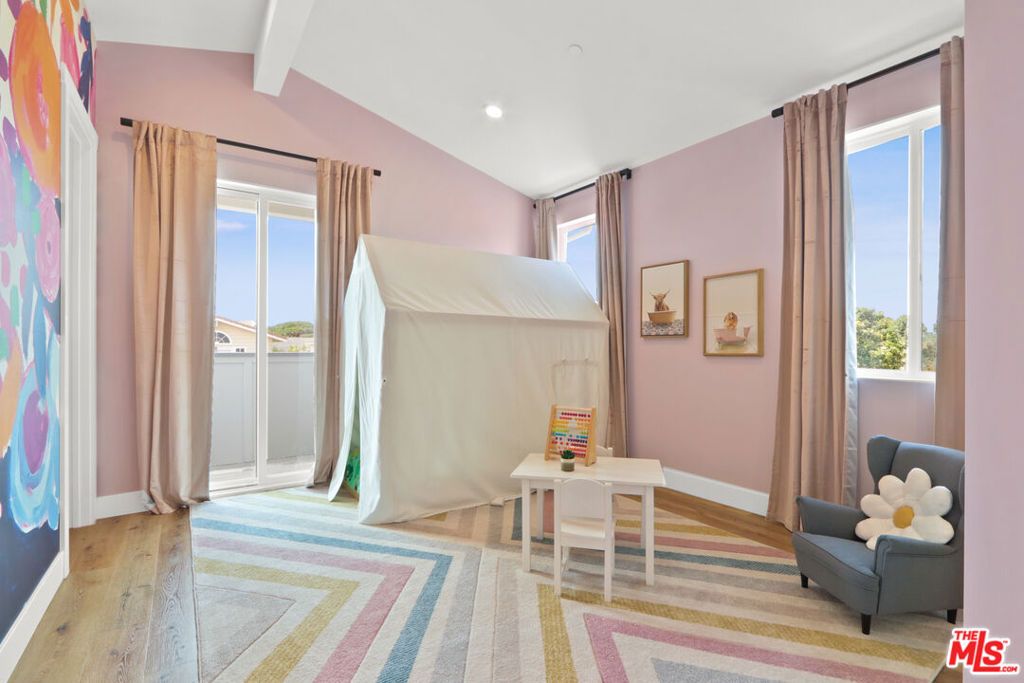 Image 37 of property listing at 4903 White Court, Torrance, CA 90503
