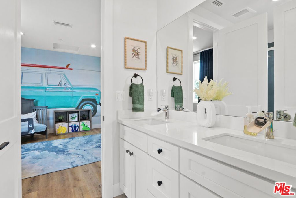 Image 40 of property listing at 4903 White Court, Torrance, CA 90503