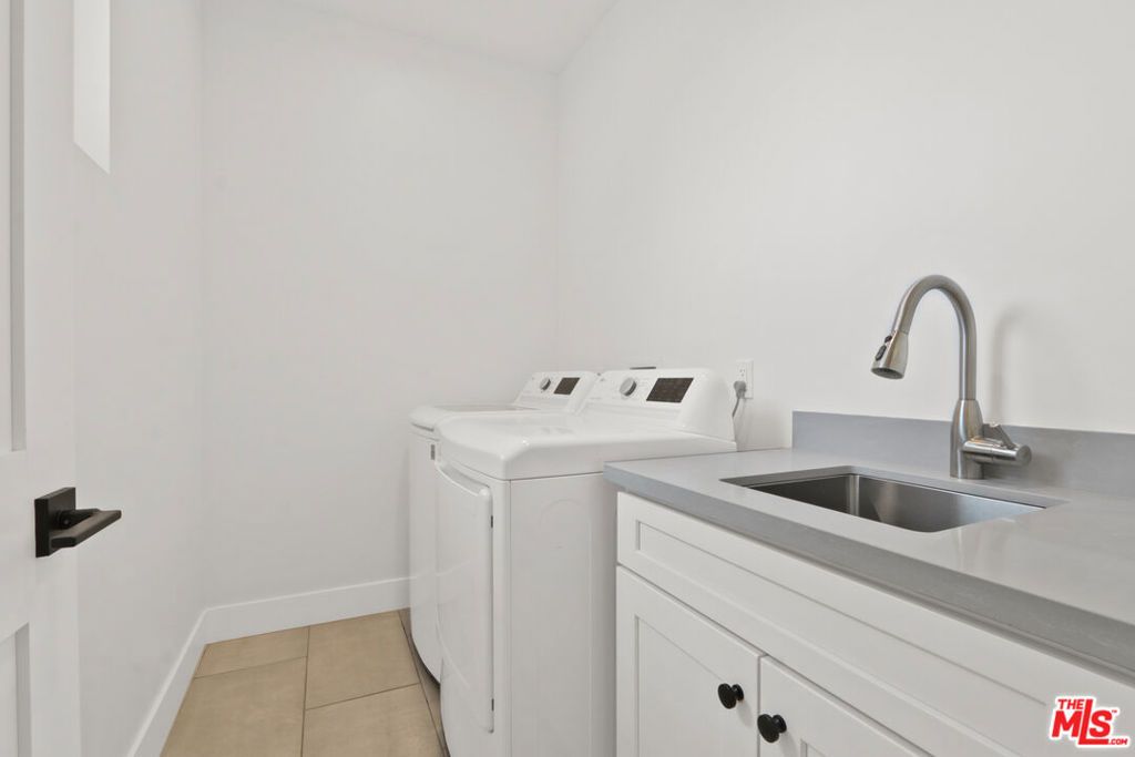 Image 41 of property listing at 4903 White Court, Torrance, CA 90503