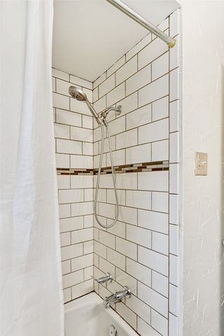 6613 El Greco Avenue, Fort Worth, TX 76133