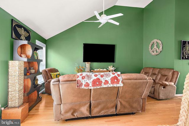 1 LINKS LN, Berlin, MD 21811