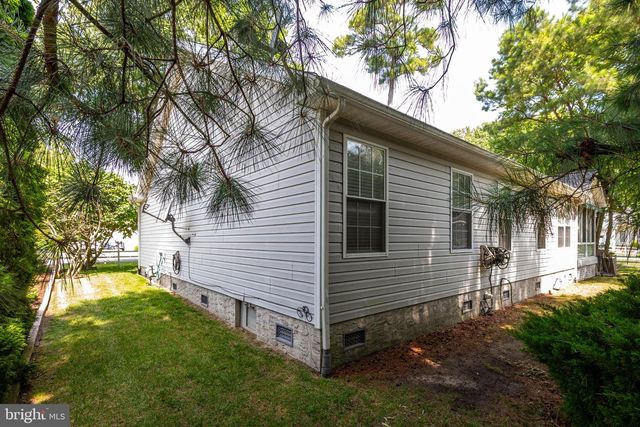 1 LINKS LN, Berlin, MD 21811