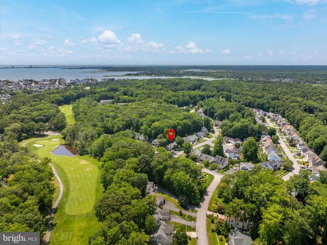 1 LINKS LN, Berlin, MD 21811