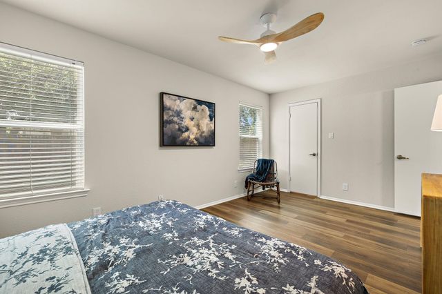 905 Greenbriar LOOP, Round Rock, TX 78664