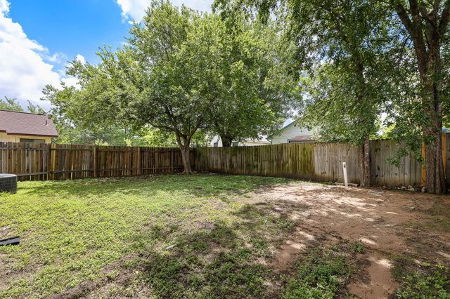 905 Greenbriar LOOP, Round Rock, TX 78664