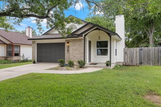 905 Greenbriar LOOP, Round Rock, TX 78664