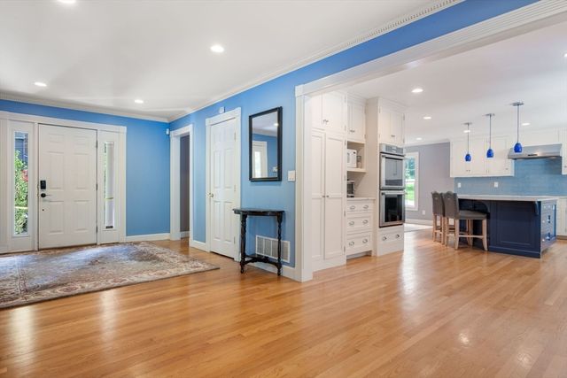 230 Follen Rd, Lexington, MA 02421
