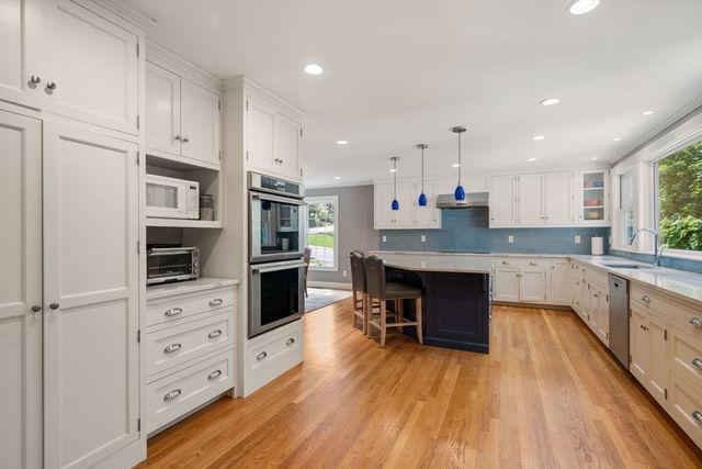 230 Follen Rd, Lexington, MA 02421