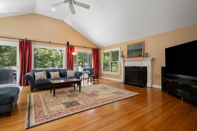 230 Follen Rd, Lexington, MA 02421