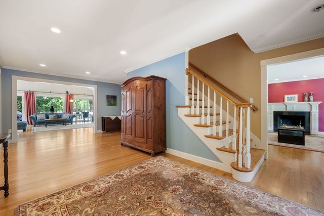 230 Follen Rd, Lexington, MA 02421