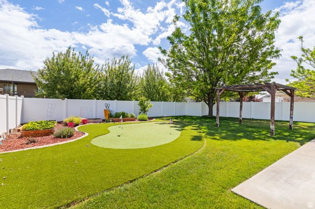 2543 S 2000 W, Syracuse, UT 84075