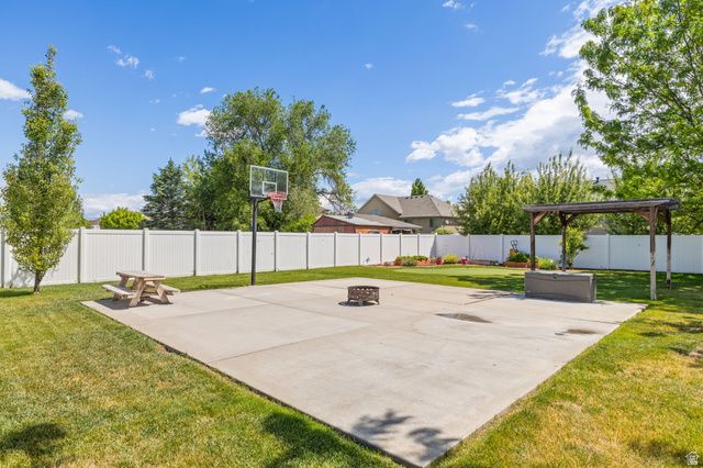 2543 S 2000 W, Syracuse, UT 84075
