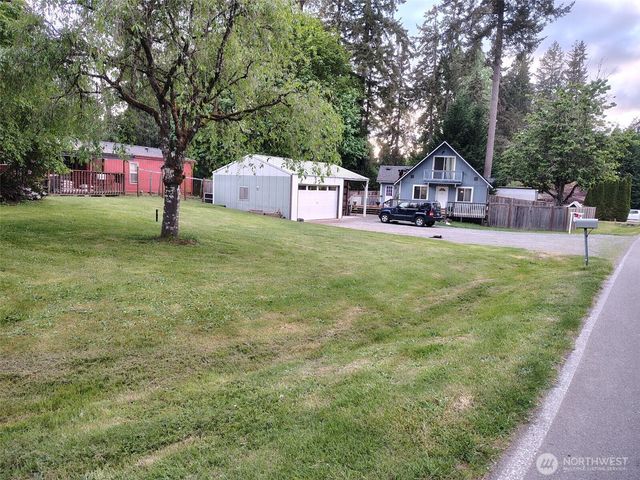 8504 Mahonia Court SE, Yelm, WA 98597
