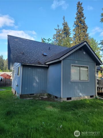 8504 Mahonia Court SE, Yelm, WA 98597