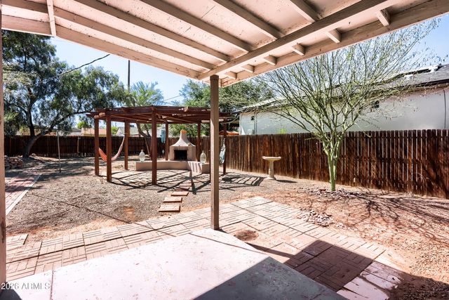 2518 N MITCHELL Street, Phoenix, AZ 85006
