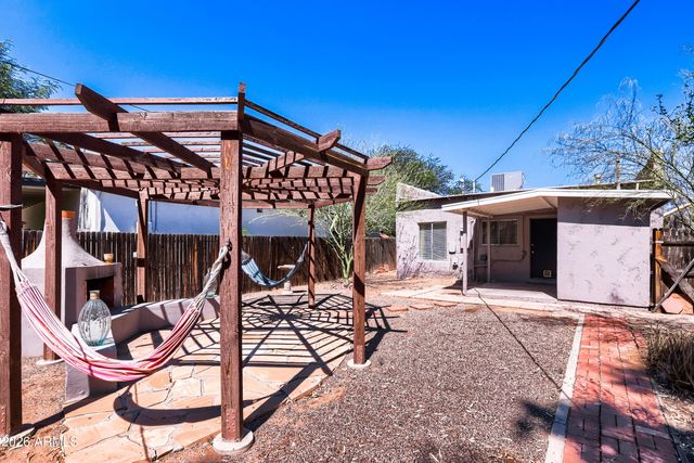 2518 N MITCHELL Street, Phoenix, AZ 85006