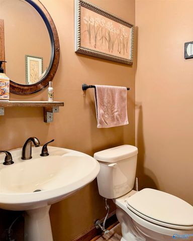 2219 Carleton Drive SW, Decatur, AL 35603