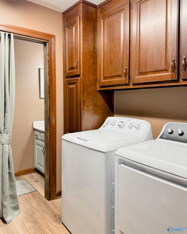 2219 Carleton Drive SW, Decatur, AL 35603