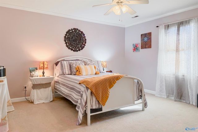 2219 Carleton Drive SW, Decatur, AL 35603