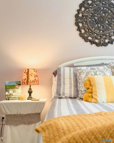 2219 Carleton Drive SW, Decatur, AL 35603