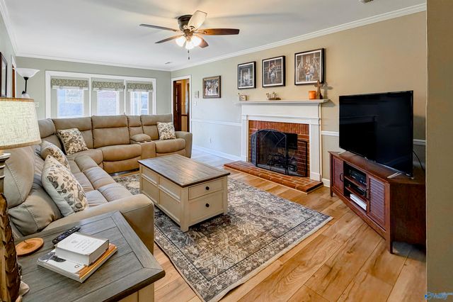 2219 Carleton Drive SW, Decatur, AL 35603