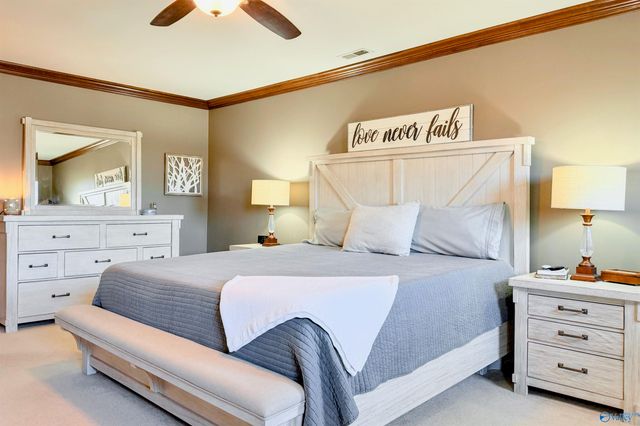 2219 Carleton Drive SW, Decatur, AL 35603