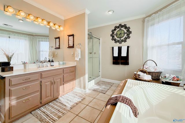 2219 Carleton Drive SW, Decatur, AL 35603