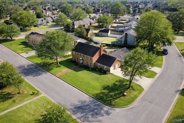 2219 Carleton Drive SW, Decatur, AL 35603