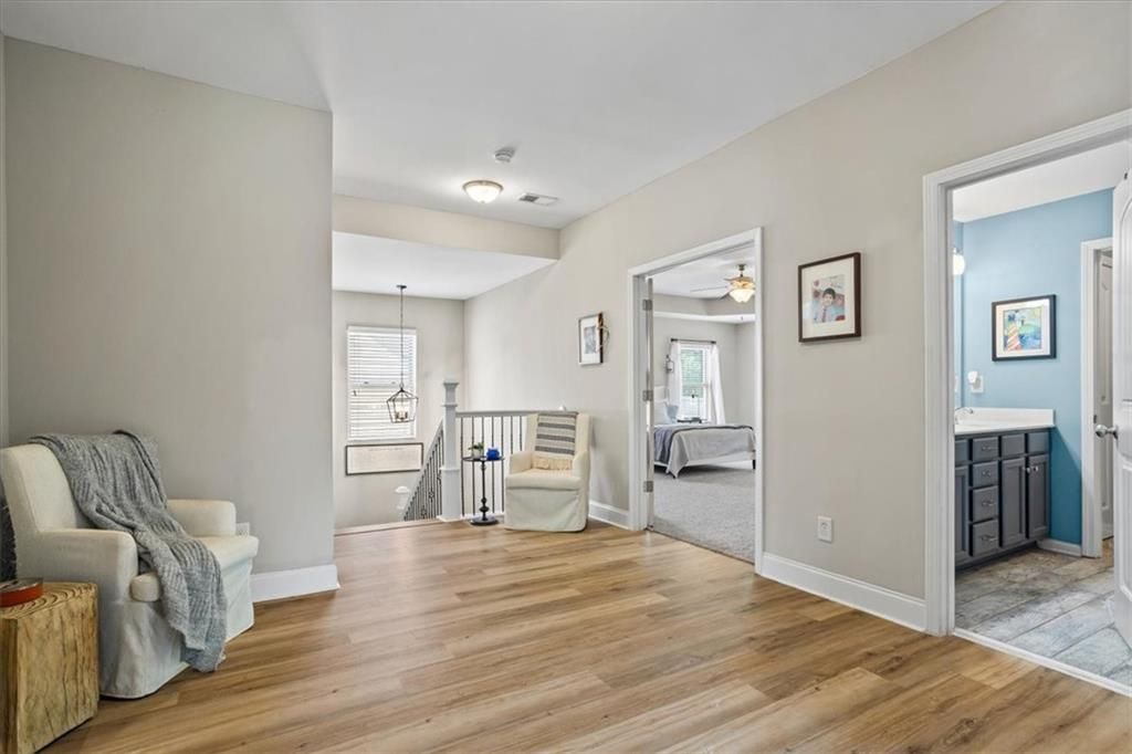 Image 22 of property listing at 4275 Hunters Walk Way, Cumming, GA 30028