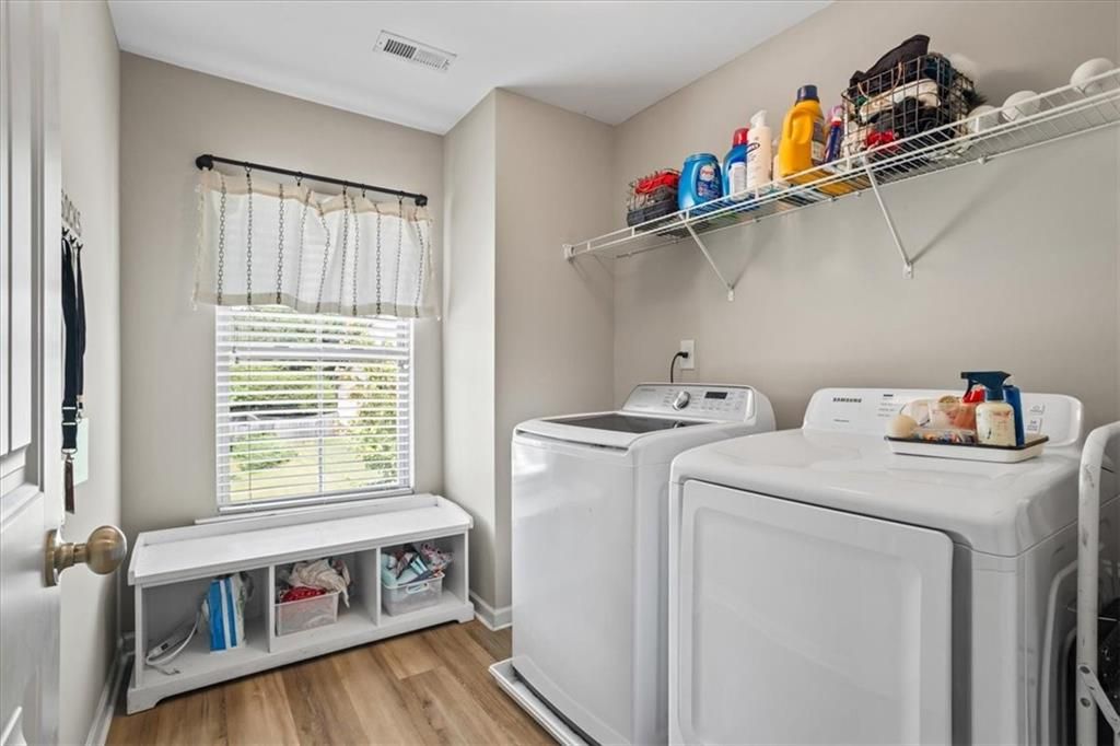 Image 32 of property listing at 4275 Hunters Walk Way, Cumming, GA 30028