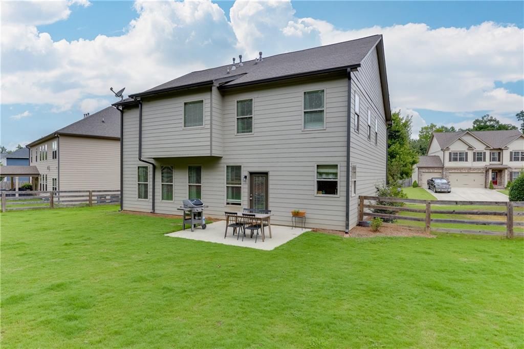 Image 37 of property listing at 4275 Hunters Walk Way, Cumming, GA 30028