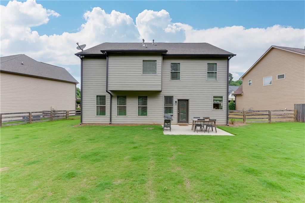 Image 39 of property listing at 4275 Hunters Walk Way, Cumming, GA 30028