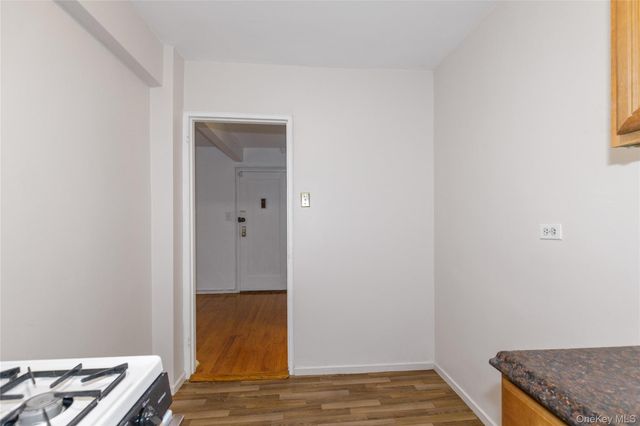 87-15 204th Street B57, Hollis, NY 11423