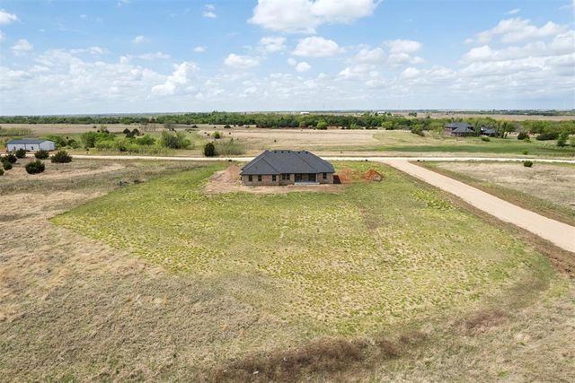 30185 Cashion Acres Road, Cashion, OK 73016