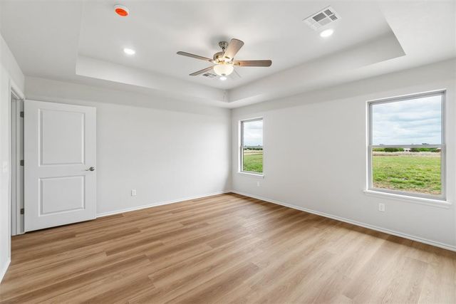 30185 Cashion Acres Road, Cashion, OK 73016