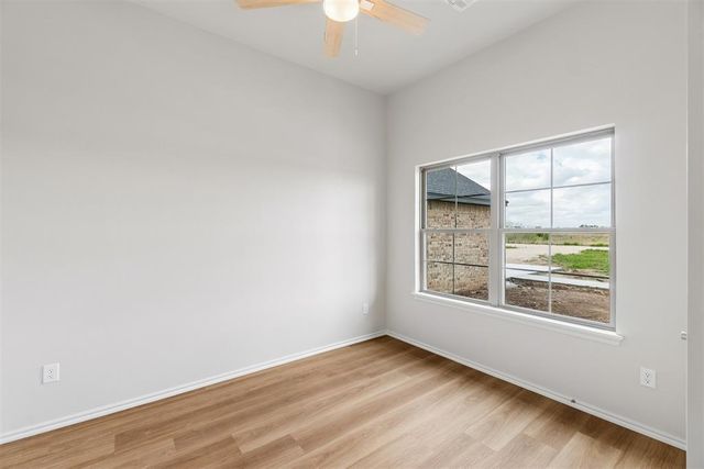 30185 Cashion Acres Road, Cashion, OK 73016