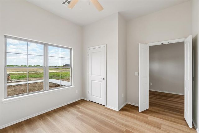 30185 Cashion Acres Road, Cashion, OK 73016