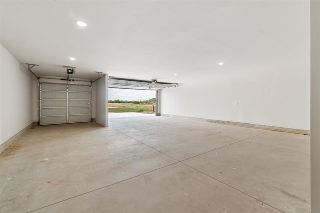30185 Cashion Acres Road, Cashion, OK 73016