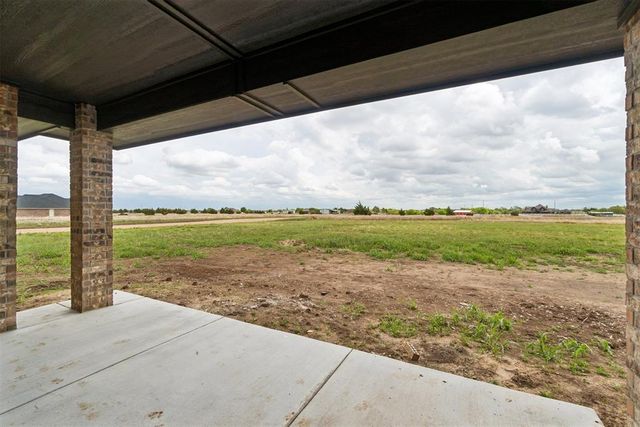 30185 Cashion Acres Road, Cashion, OK 73016