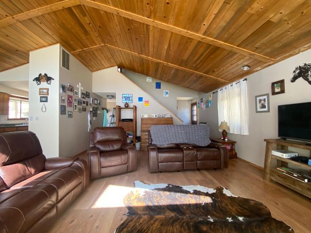 22579 Malin Cemetery Road, Malin, OR 97632