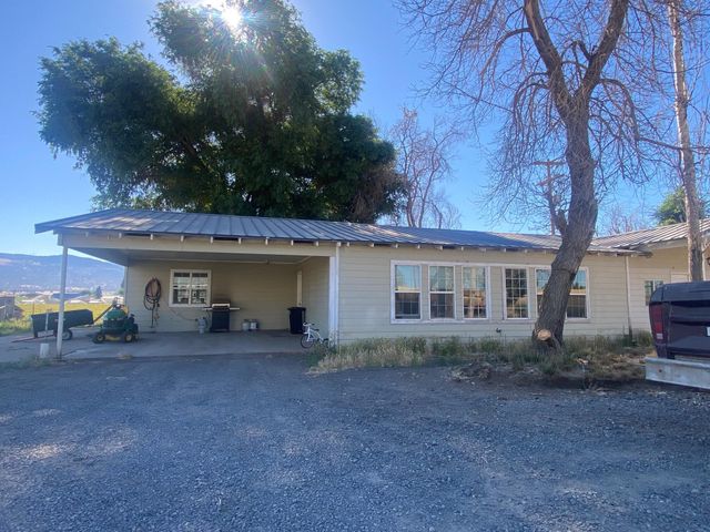 22579 Malin Cemetery Road, Malin, OR 97632