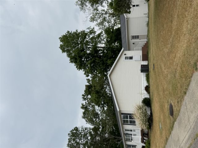 818 Raisin River Road, Three Rivers, MI 49093