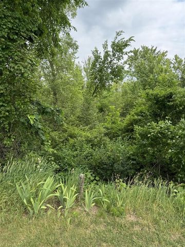 818 Raisin River Road, Three Rivers, MI 49093