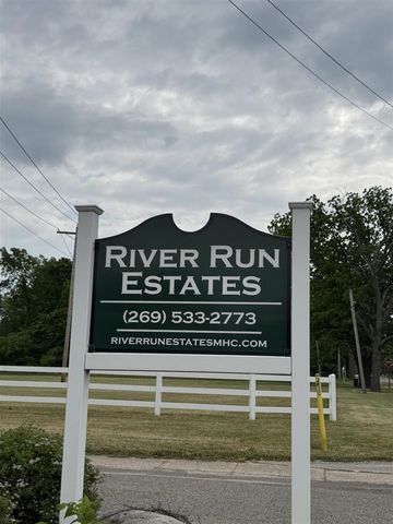 818 Raisin River Road, Three Rivers, MI 49093