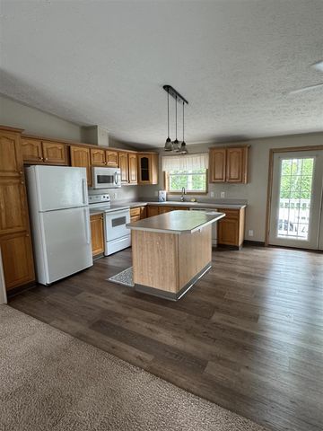 818 Raisin River Road, Three Rivers, MI 49093